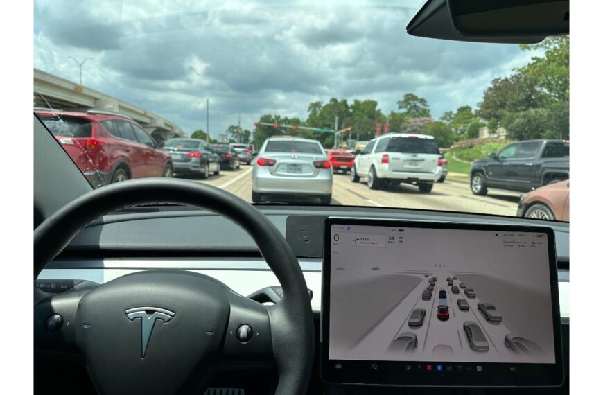 Tesla's autonome FSD-rijden. China zet Elon Musk op een lager pitje
